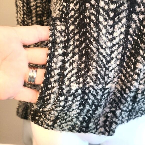 CAbi Gray Woven Jacket size 4 - Picture 10 of 12